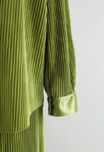 MOSS GREEN PLEATED PLISSE OVER SIZE CO ORDS - Image 3