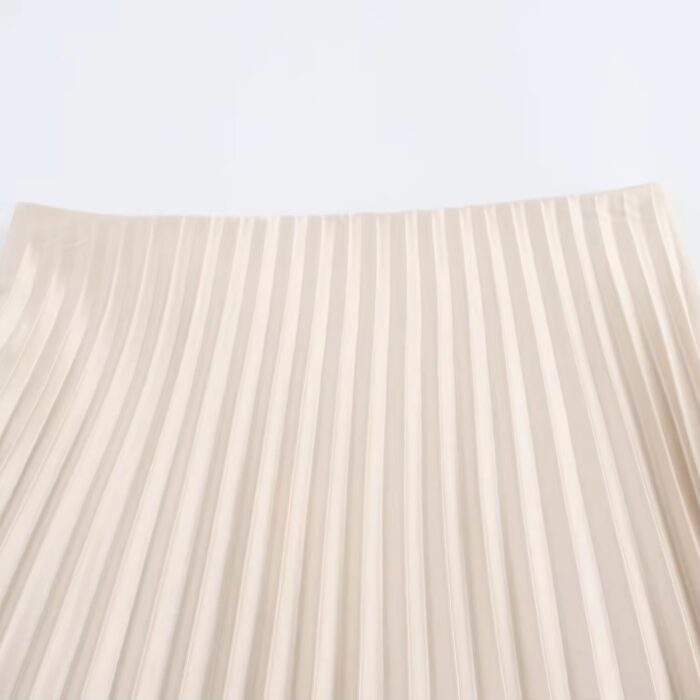 Cream silk pleated skirt - Image 3